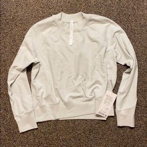 Lululemon Ready to Roll Crew